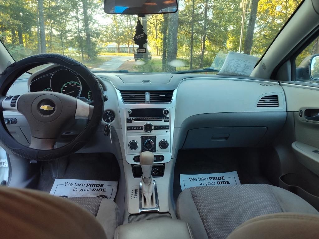 2012 Chevrolet Malibu - $4,450