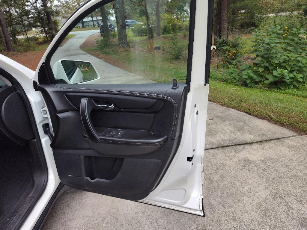 2015 Chevrolet Traverse - $5,500