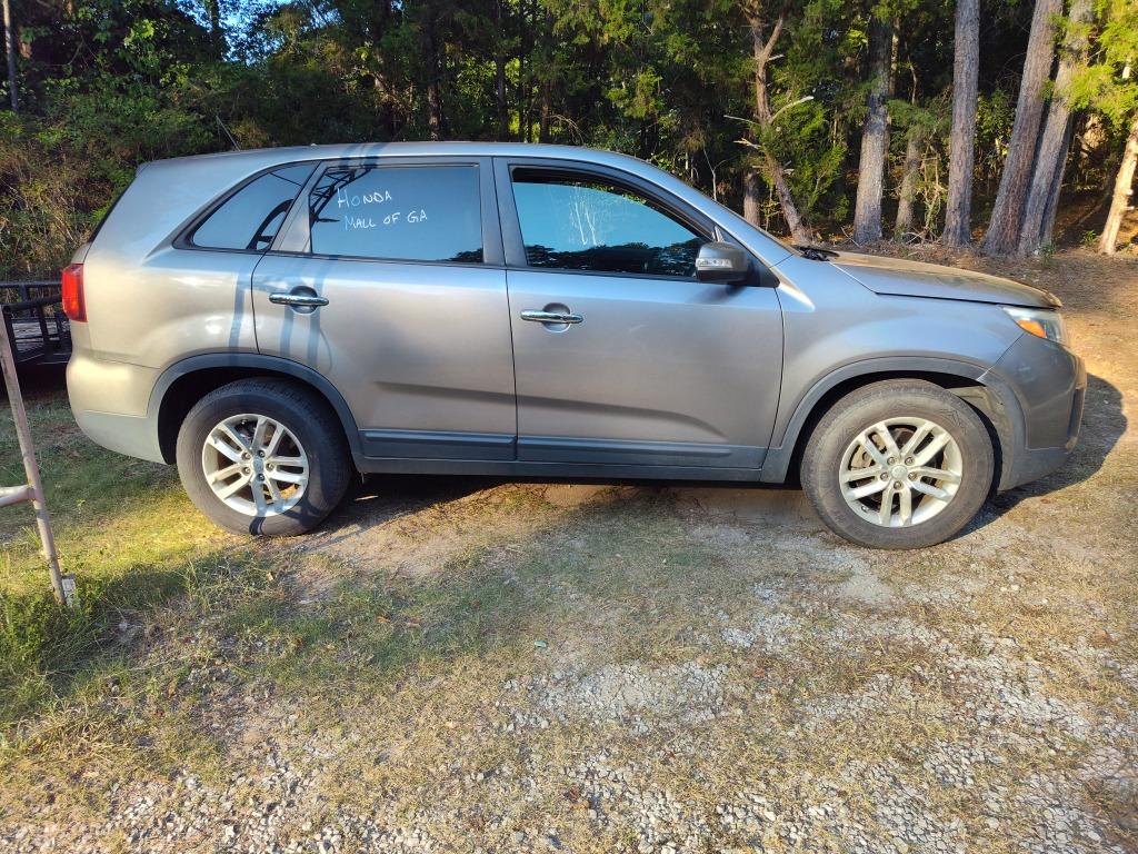 2015 Kia Sorento - $3,650