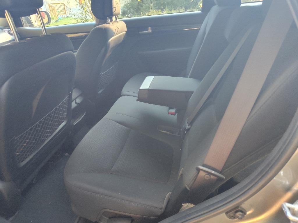 2015 Kia Sorento - $3,650