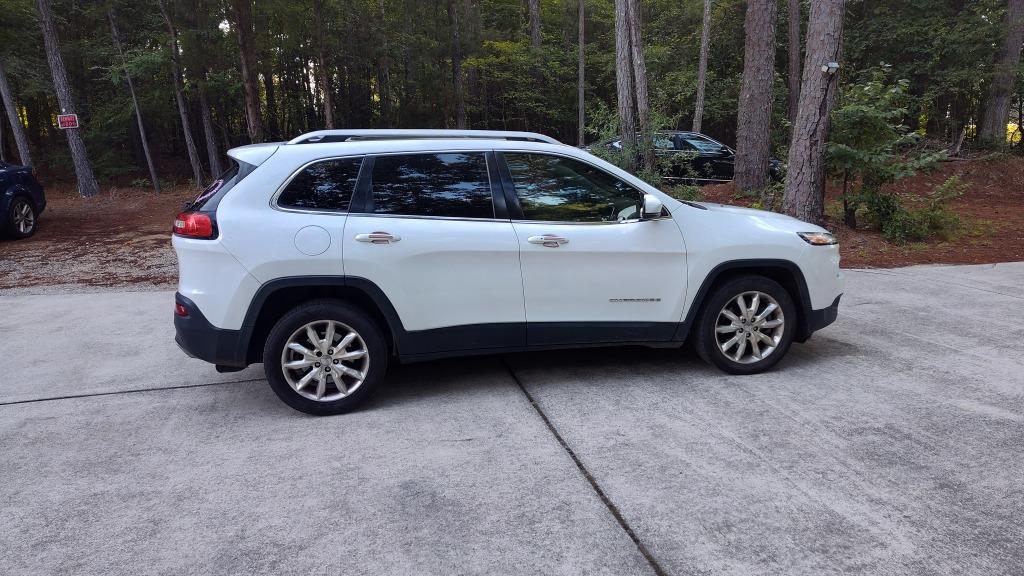 2015 Jeep Cherokee - $4,700