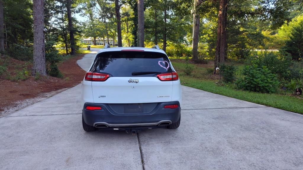 2015 Jeep Cherokee - $4,700