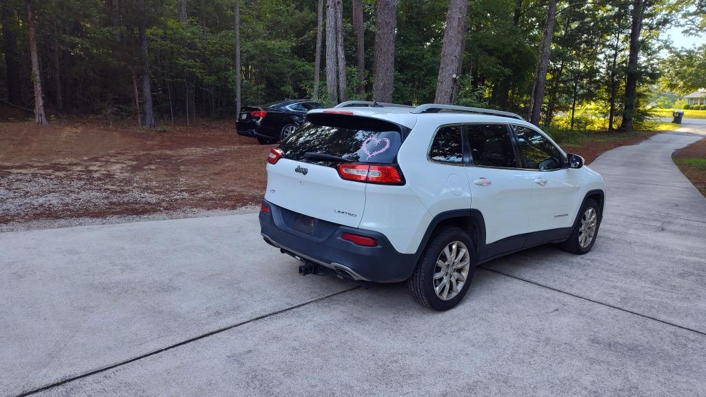2015 Jeep Cherokee - $4,700