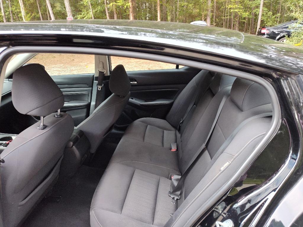 2020 Nissan Altima - $9,400