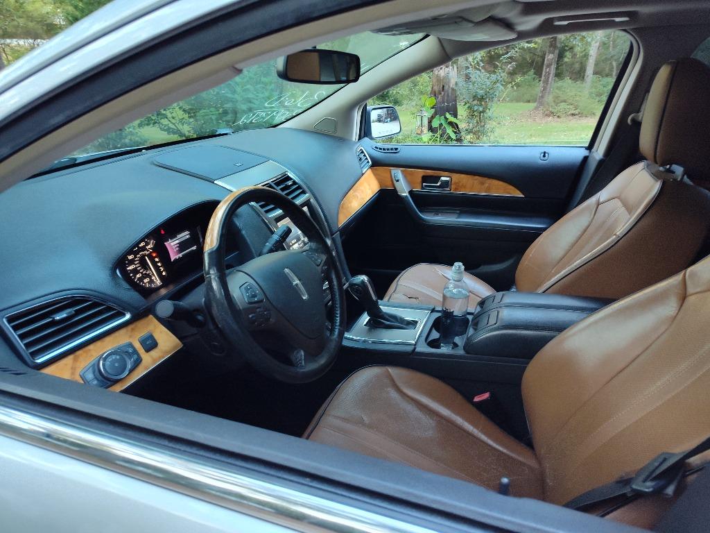 2011 Lincoln MKX - $3,250