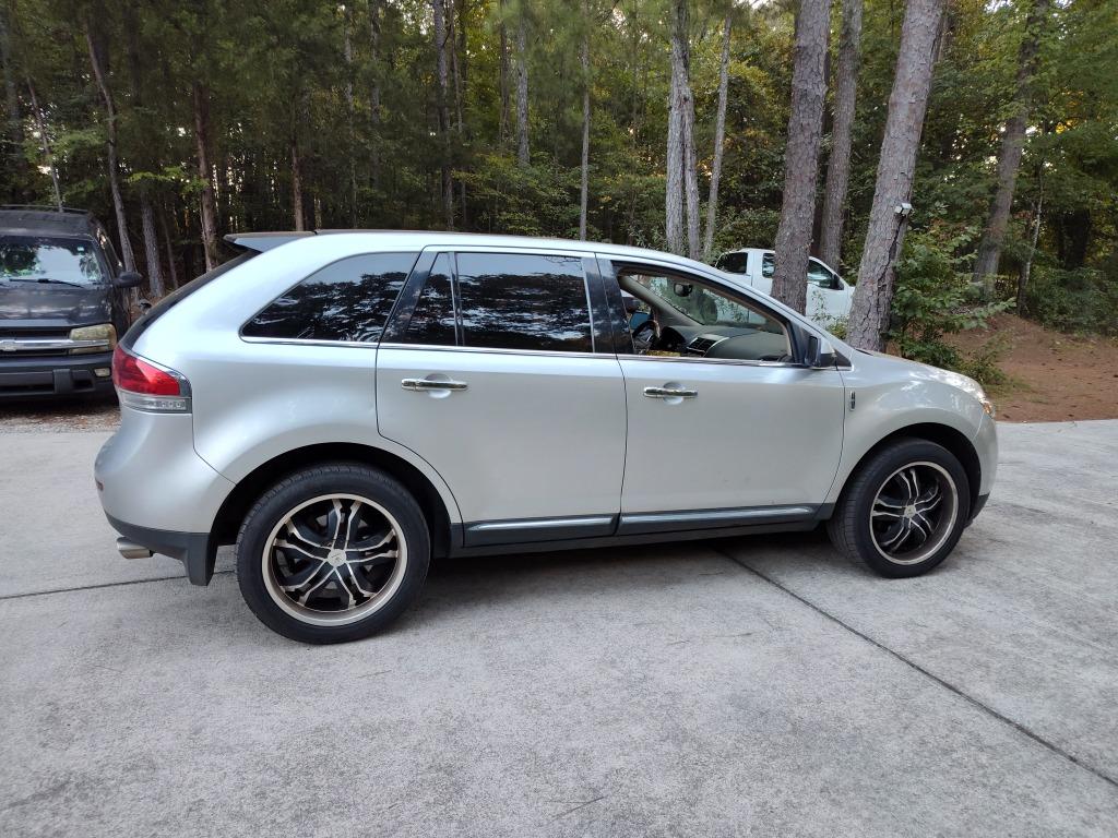 2011 Lincoln MKX - $3,250