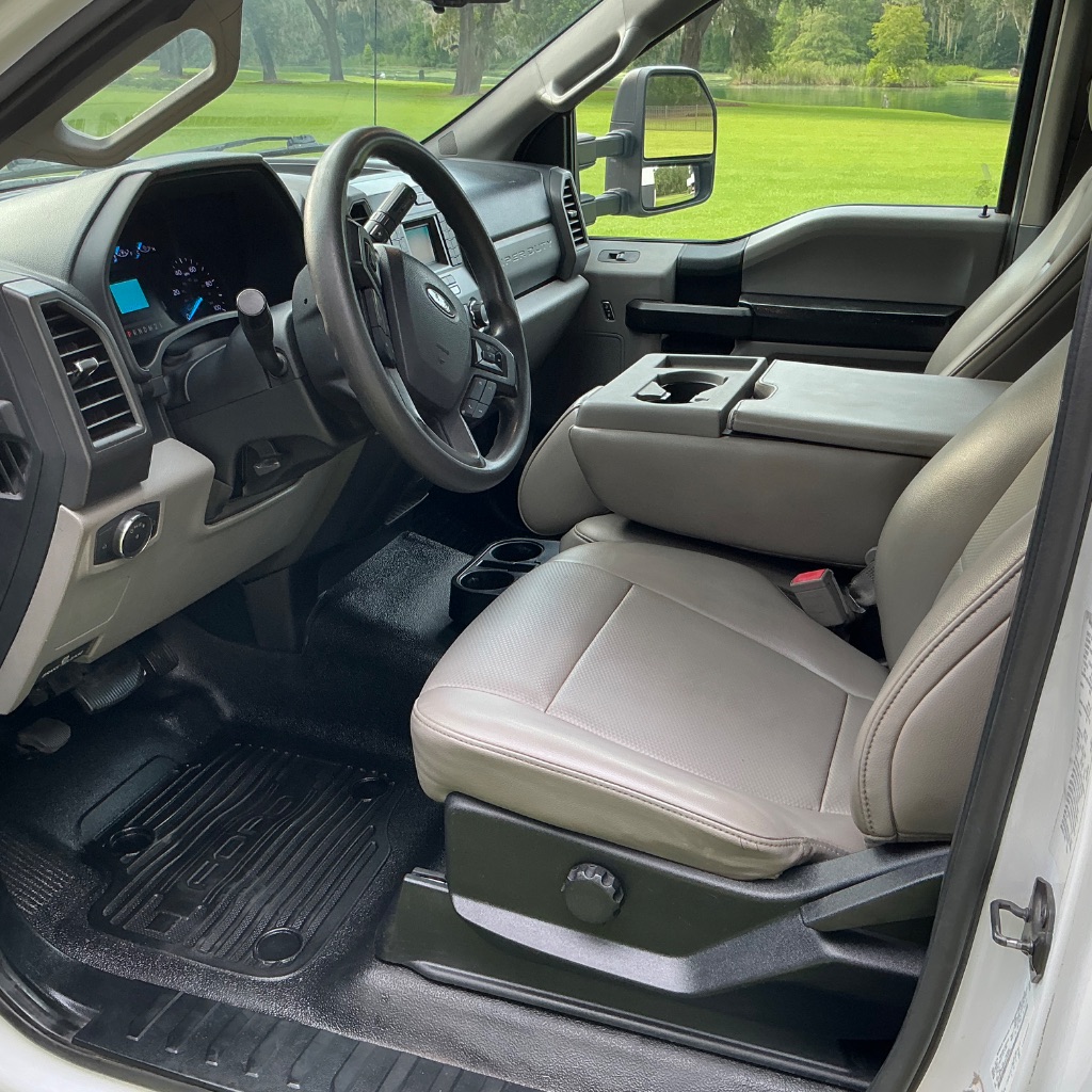 2019 Ford F-350 - $27,995