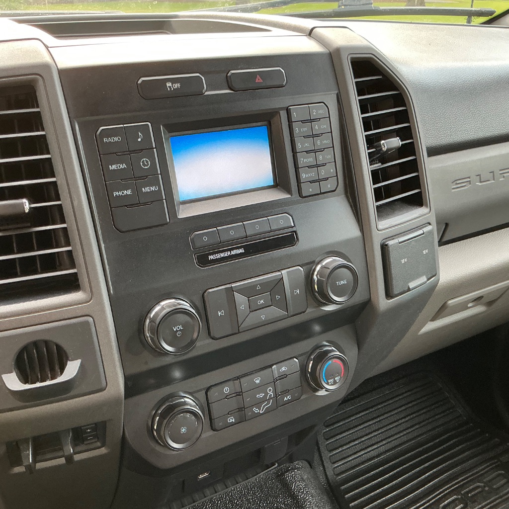 2019 Ford F-350 - $27,995