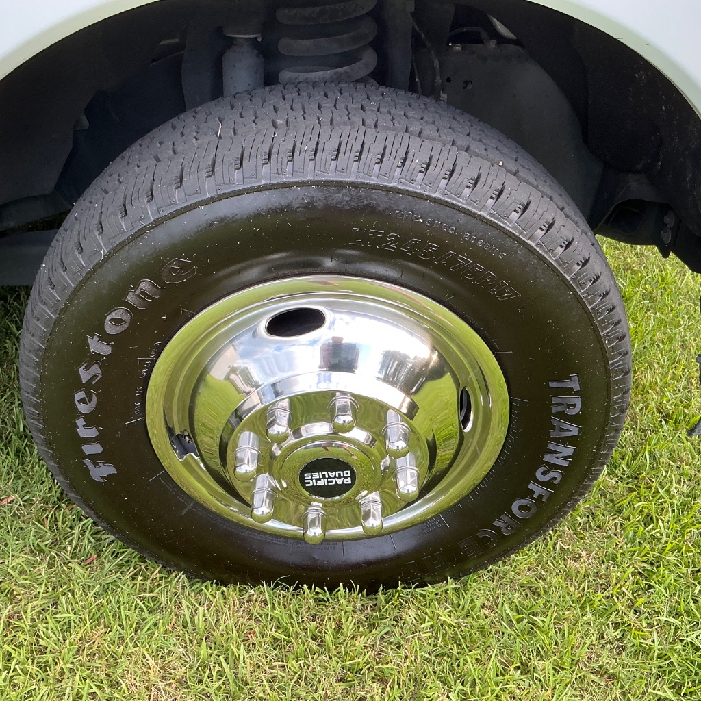 2019 Ford F-350 - $27,995