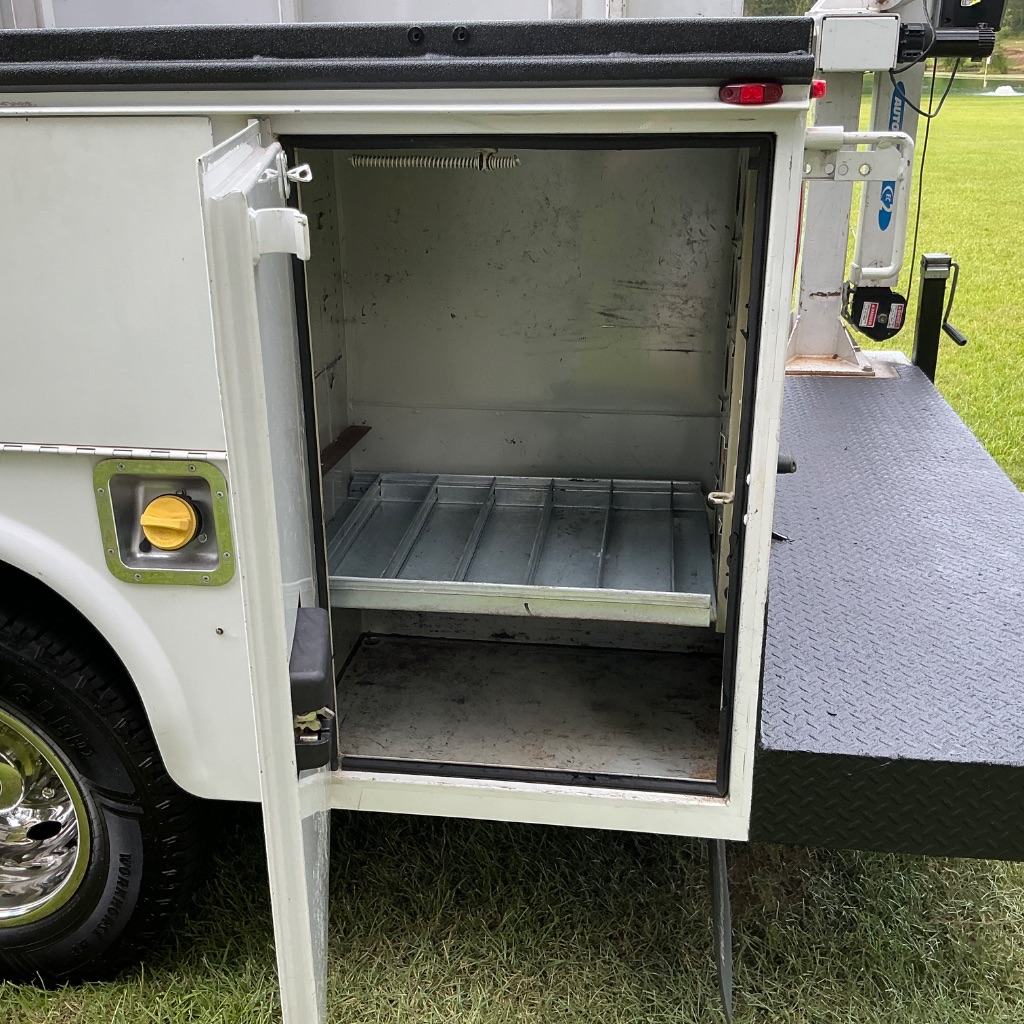 2019 Ford F-350 - $27,995