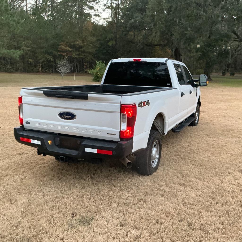 2019 Ford F-250 - $26,500