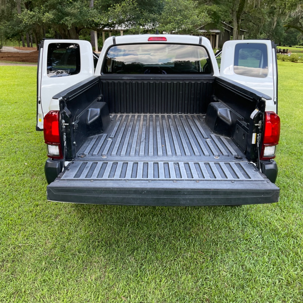 2020 Toyota Tacoma SR photo