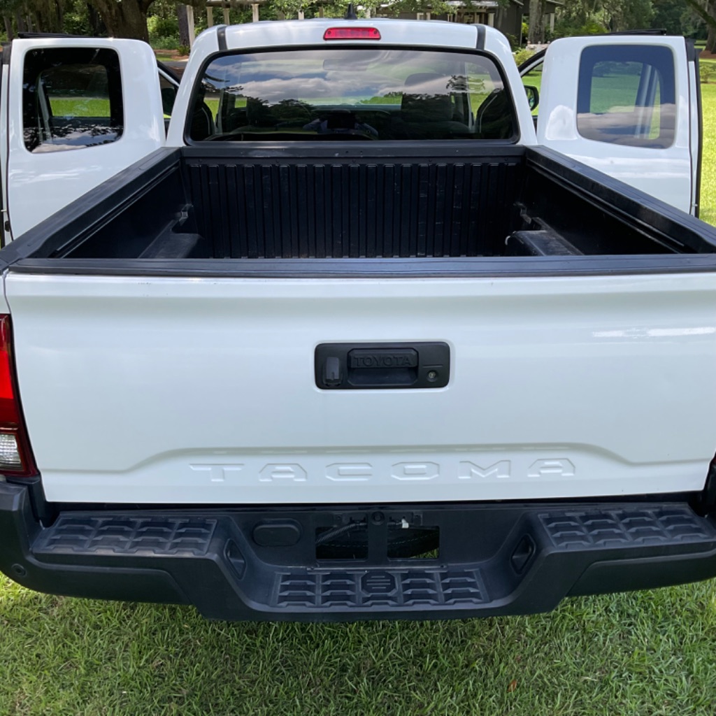 2020 Toyota Tacoma SR photo