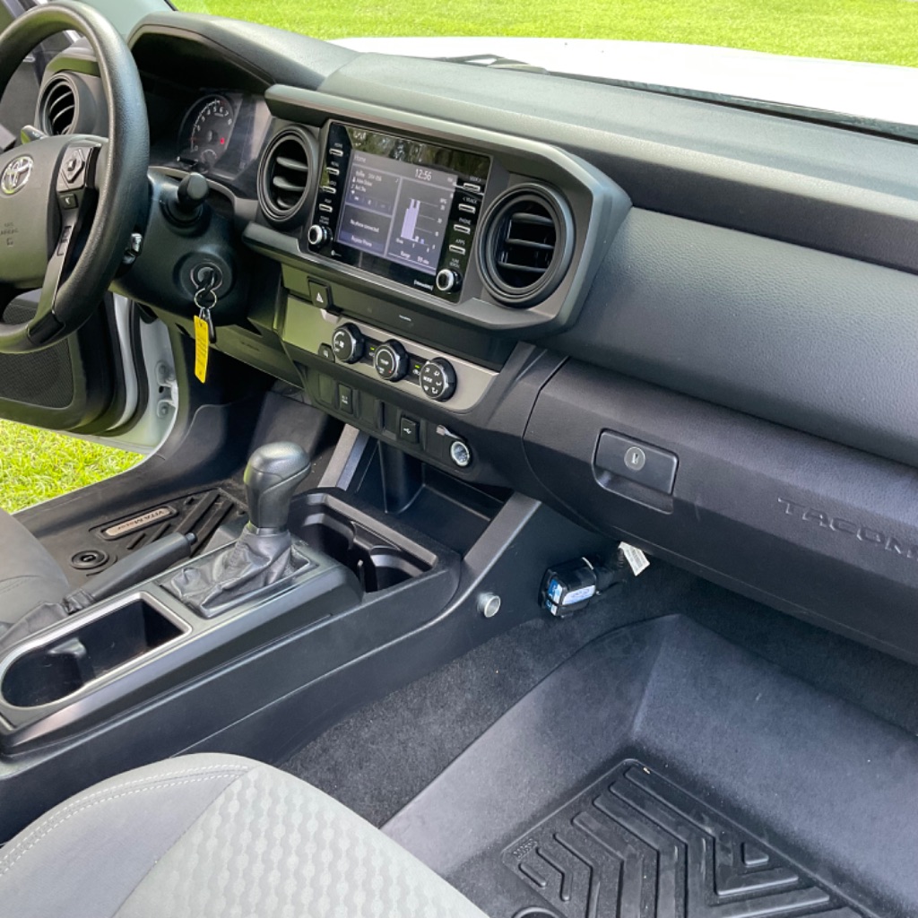 2020 Toyota Tacoma SR photo