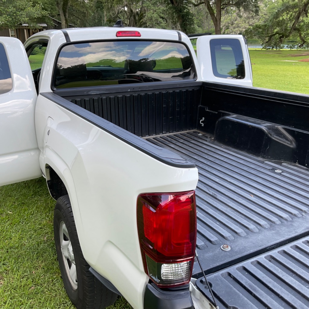 2020 Toyota Tacoma SR photo