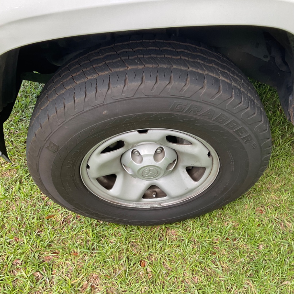 2020 Toyota Tacoma SR photo