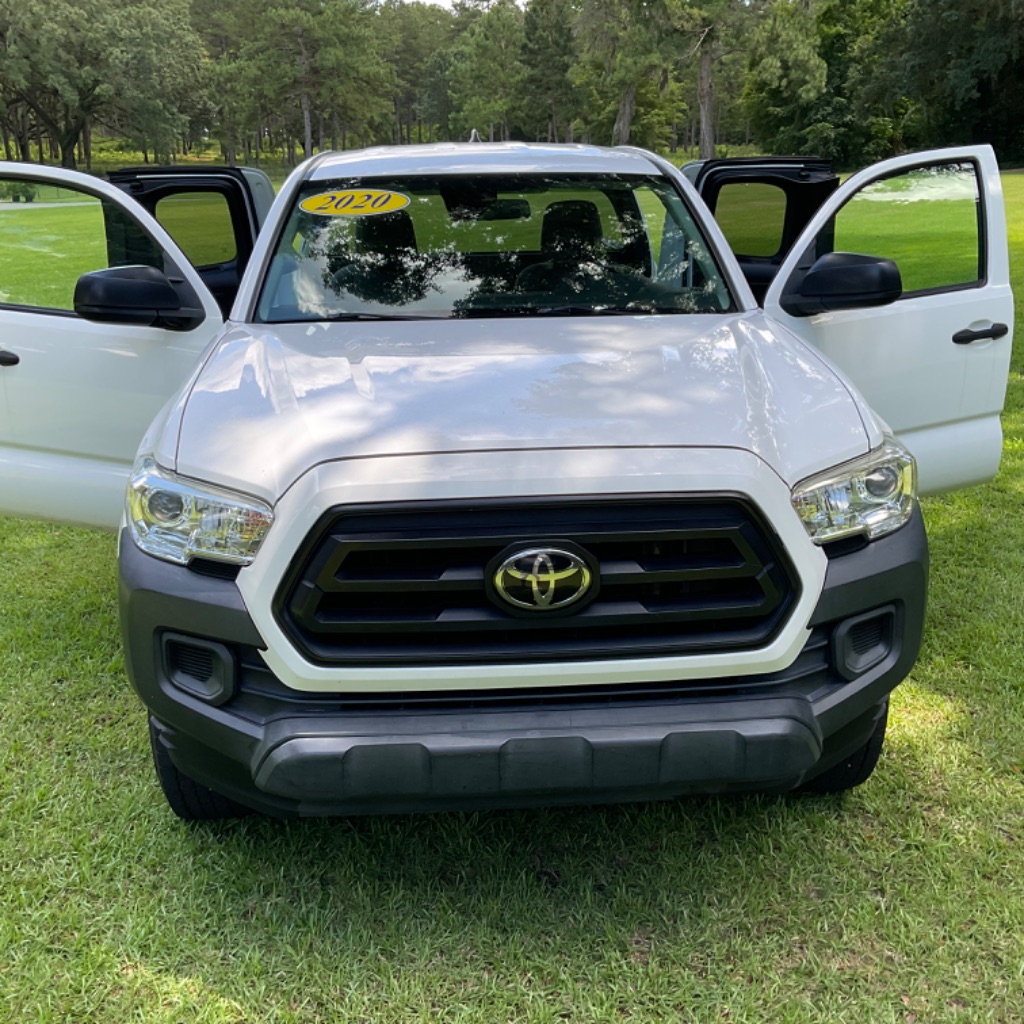 2020 Toyota Tacoma SR photo