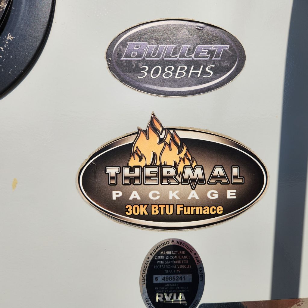 2018 Keystone Keystone - $16,900