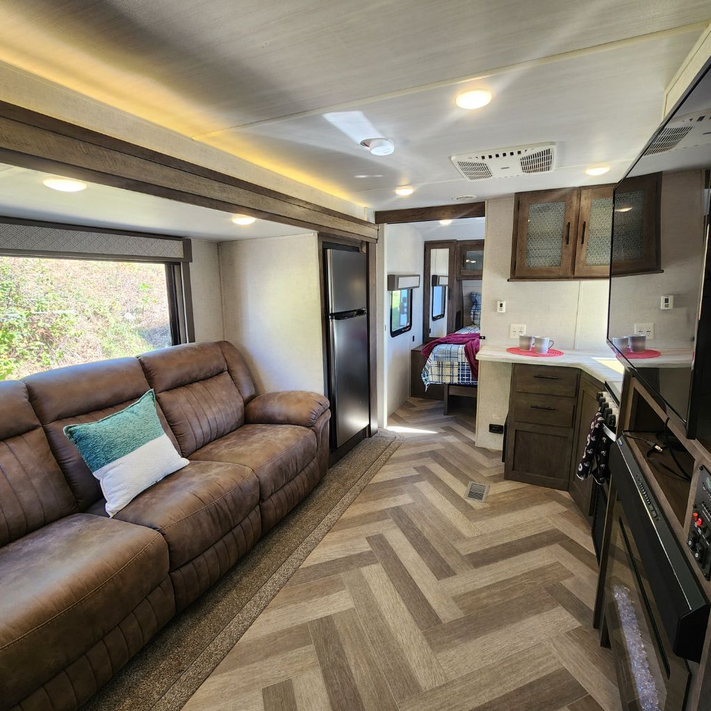 2020 Forest River Salem Towables - $11,700