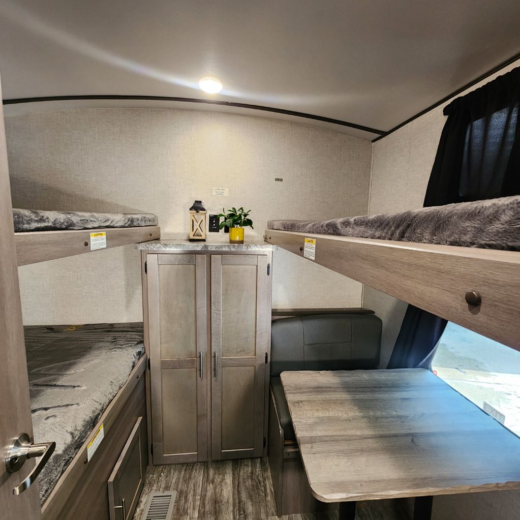 2021 Keystone Keystone - $19,900
