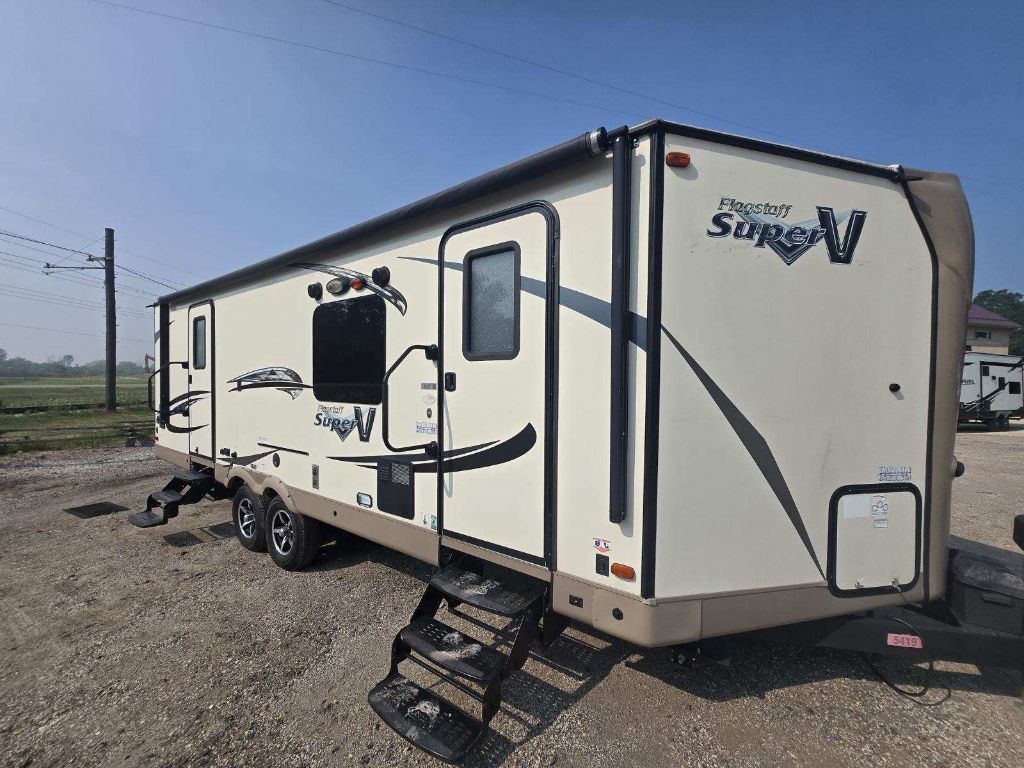 2017 Forest River Flagstaff Lite Weight Trailers - $11,500