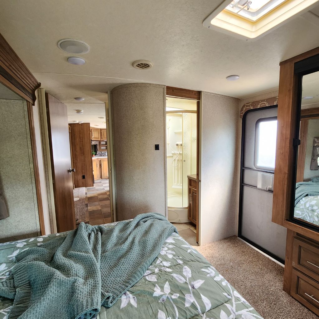 2017 Forest River Flagstaff Lite Weight Trailers - $11,500