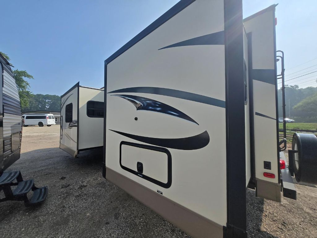 2017 Forest River Flagstaff Lite Weight Trailers - $11,500