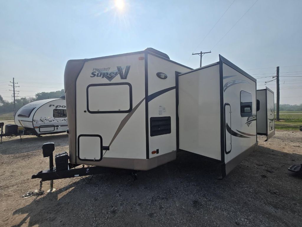 2017 Forest River Flagstaff Lite Weight Trailers - $11,500