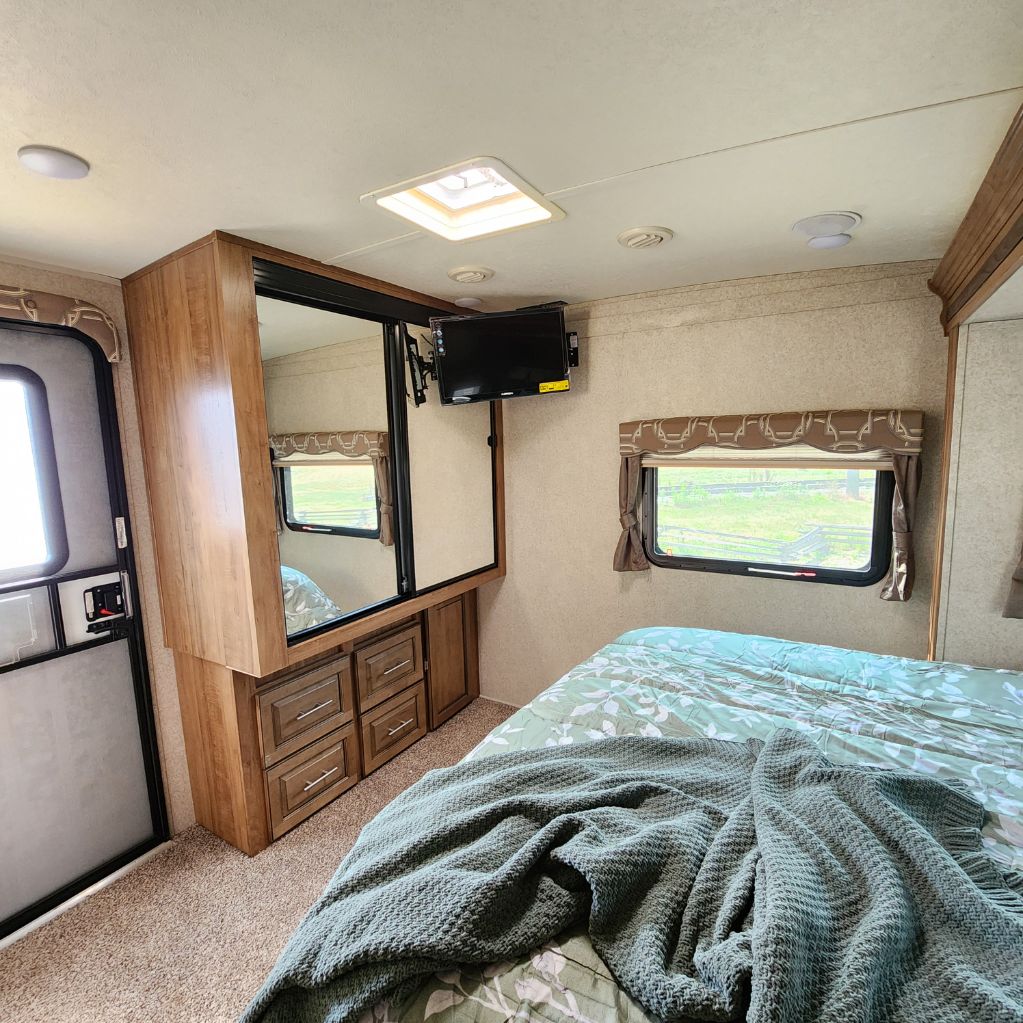 2017 Forest River Flagstaff Lite Weight Trailers - $11,500