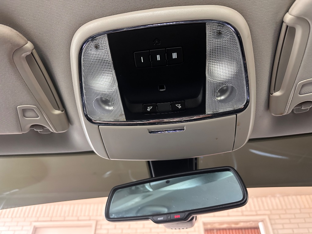 2018 Chrysler 300 - $10,995