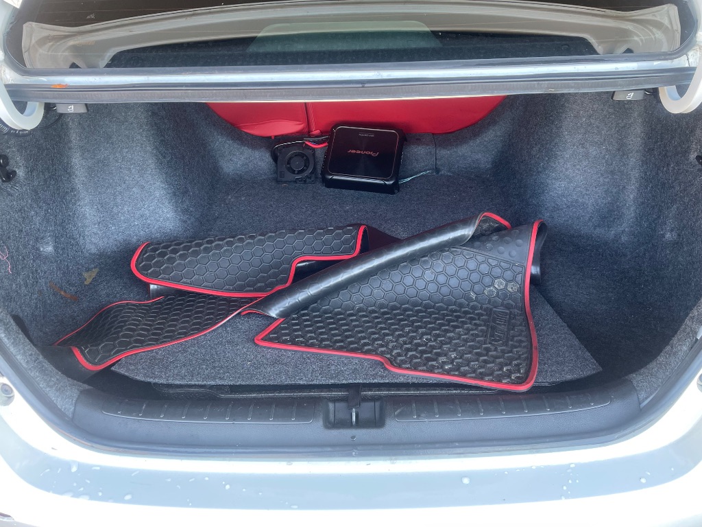 2022 Honda Accord - $18,995