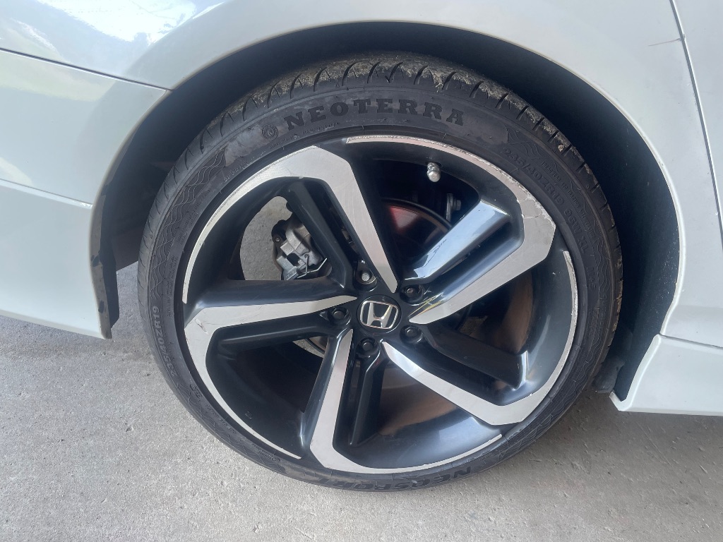 2022 Honda Accord - $18,995