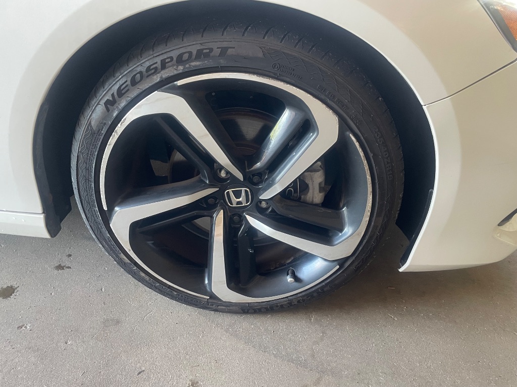 2022 Honda Accord - $18,995