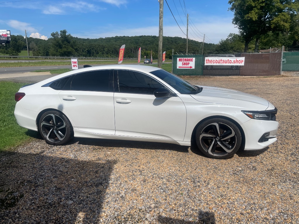2022 Honda Accord - $18,995