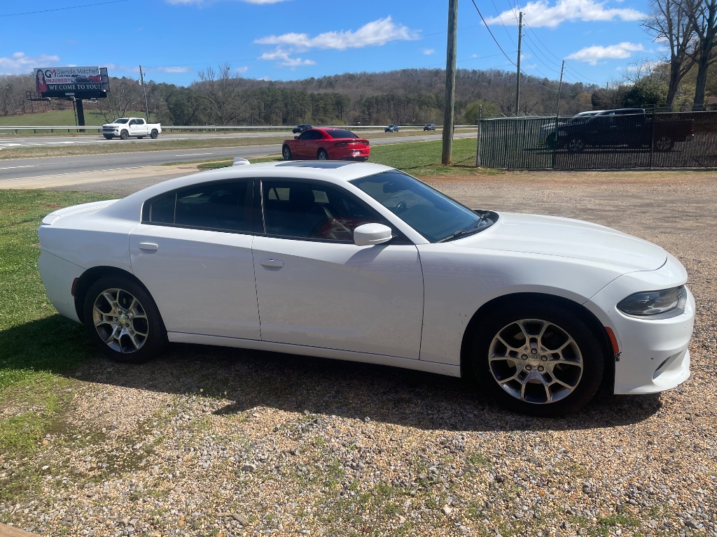 2016 Dodge Charger - $9,995