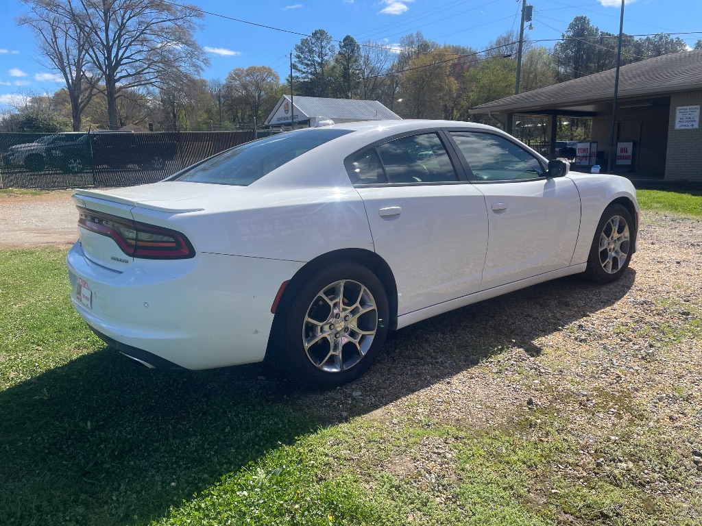 2016 Dodge Charger - $9,995