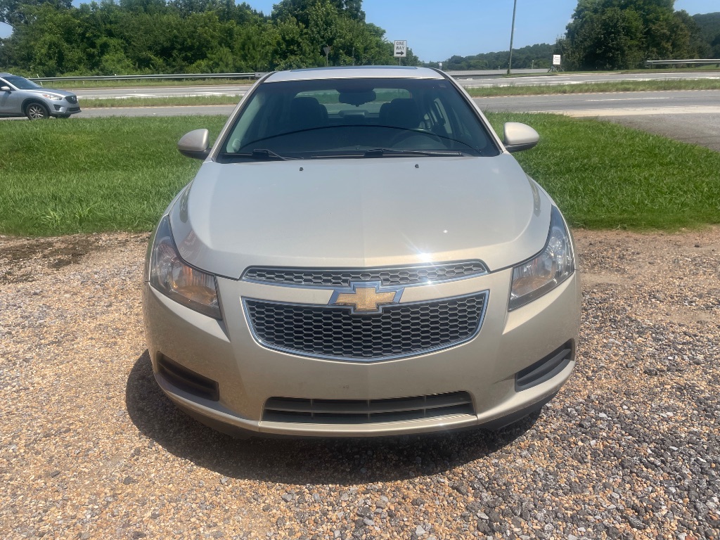 2011 Chevrolet Cruze - $6,995
