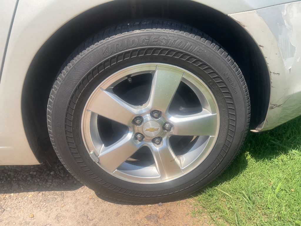 2011 Chevrolet Cruze - $6,995