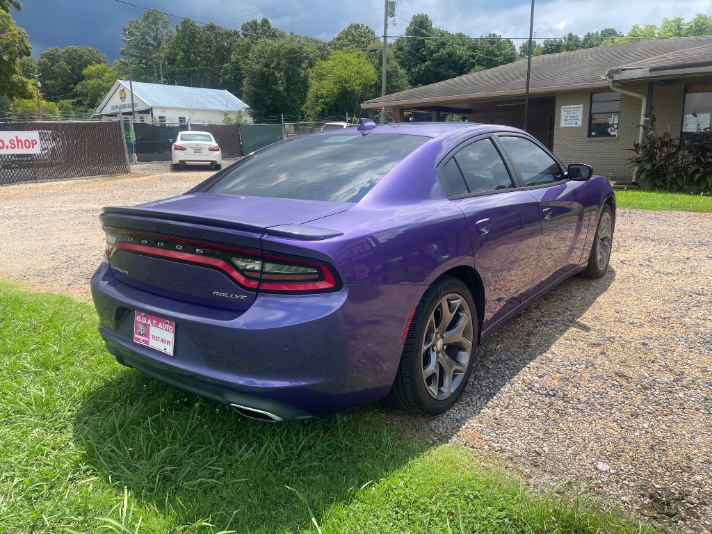 2016 Dodge Charger - $11,995