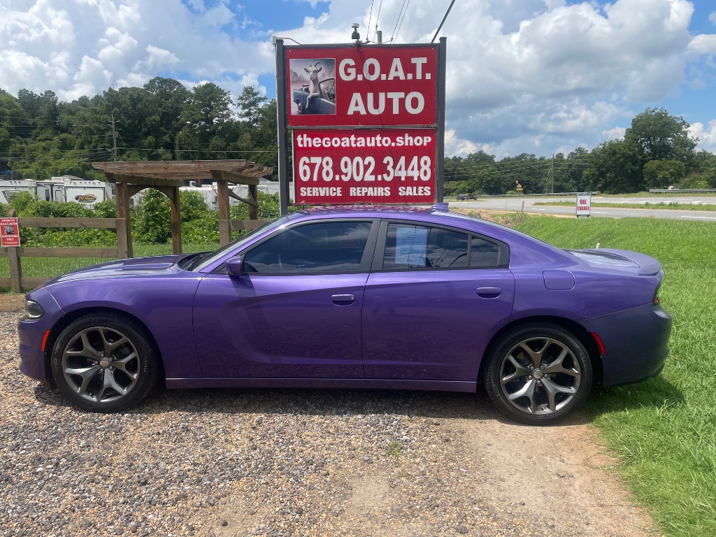 2016 Dodge Charger - $11,995