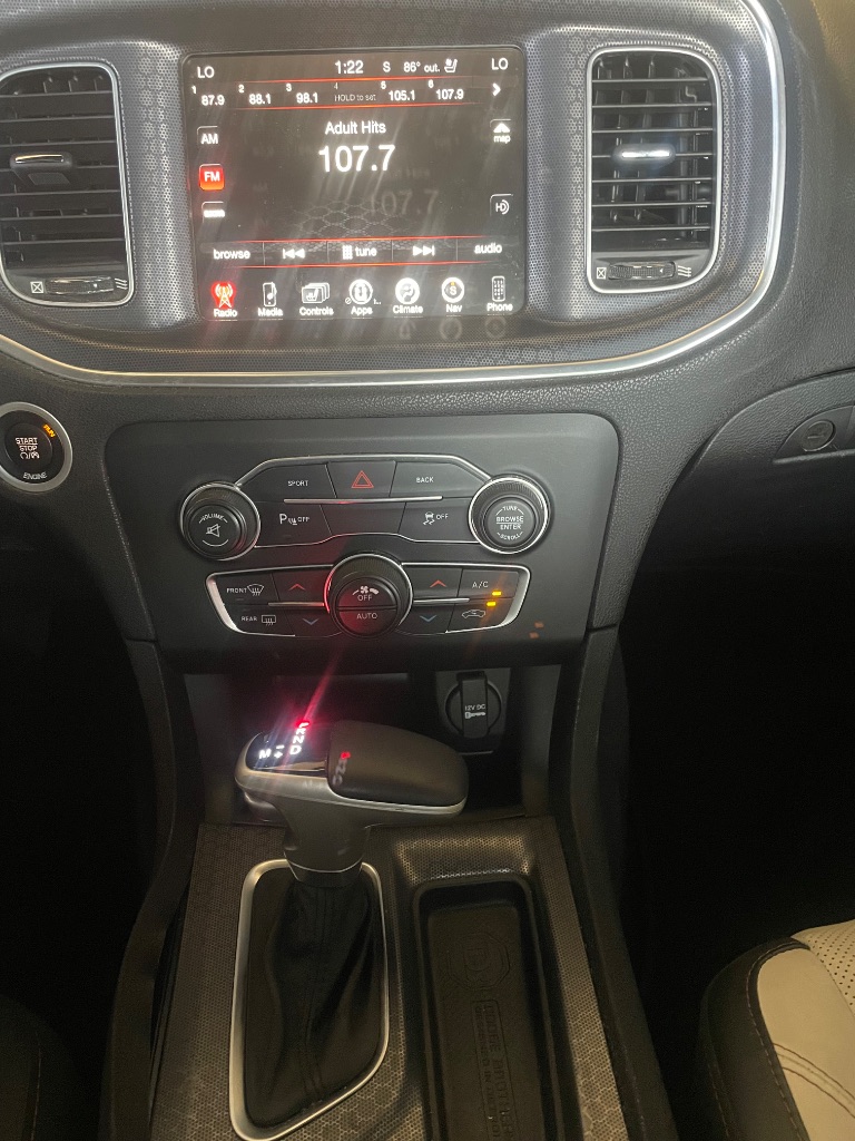 2016 Dodge Charger - $11,995