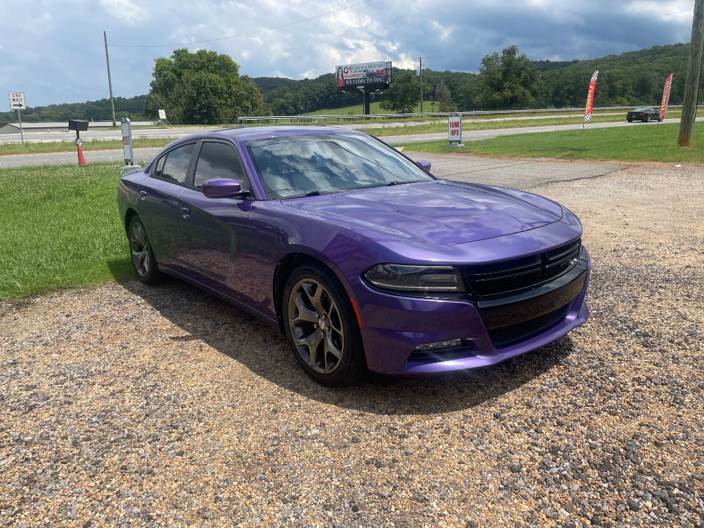 2016 Dodge Charger - $11,995