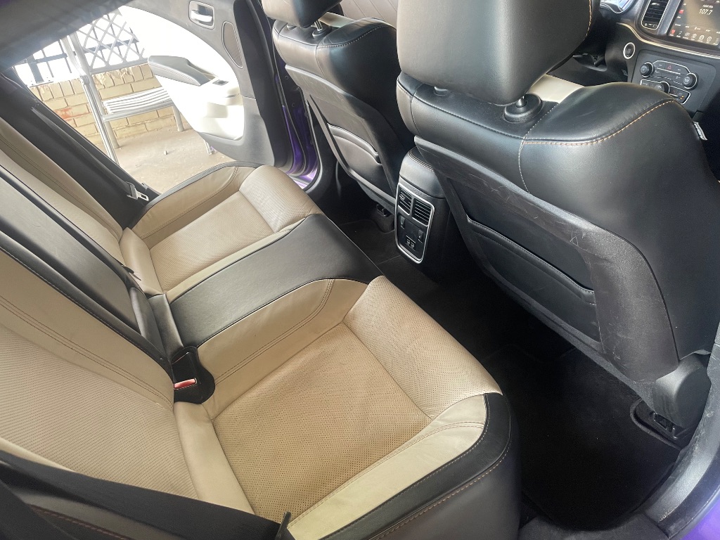 2016 Dodge Charger - $11,995