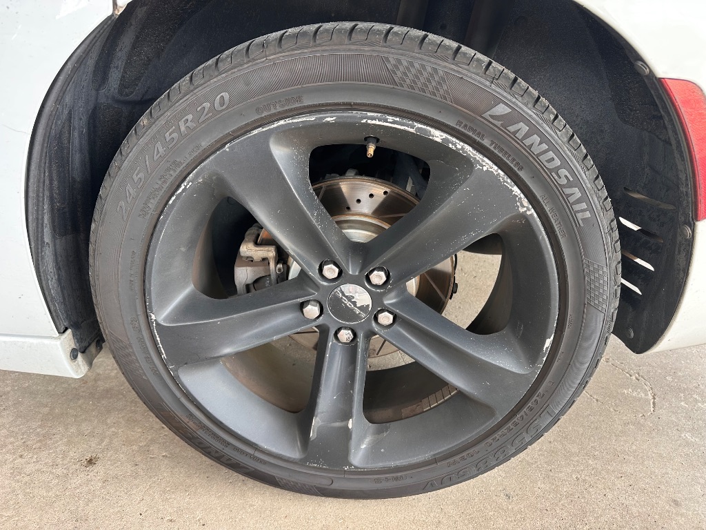 2016 Dodge Charger - $10,995