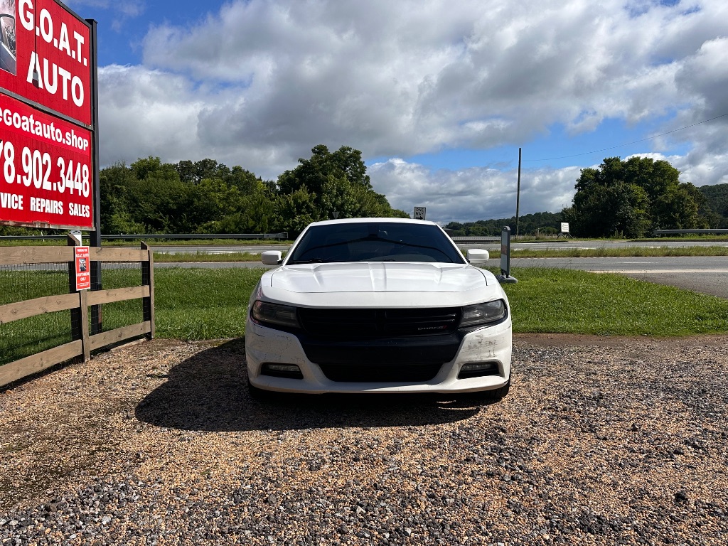 2016 Dodge Charger - $10,995