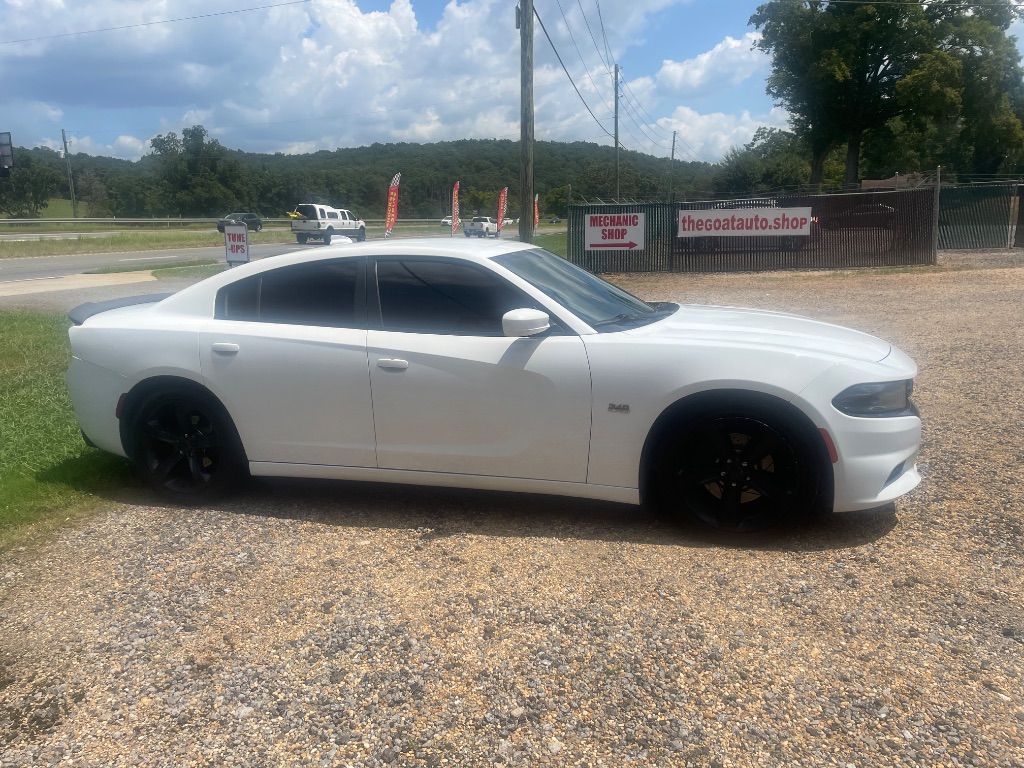 2016 Dodge Charger - $10,995