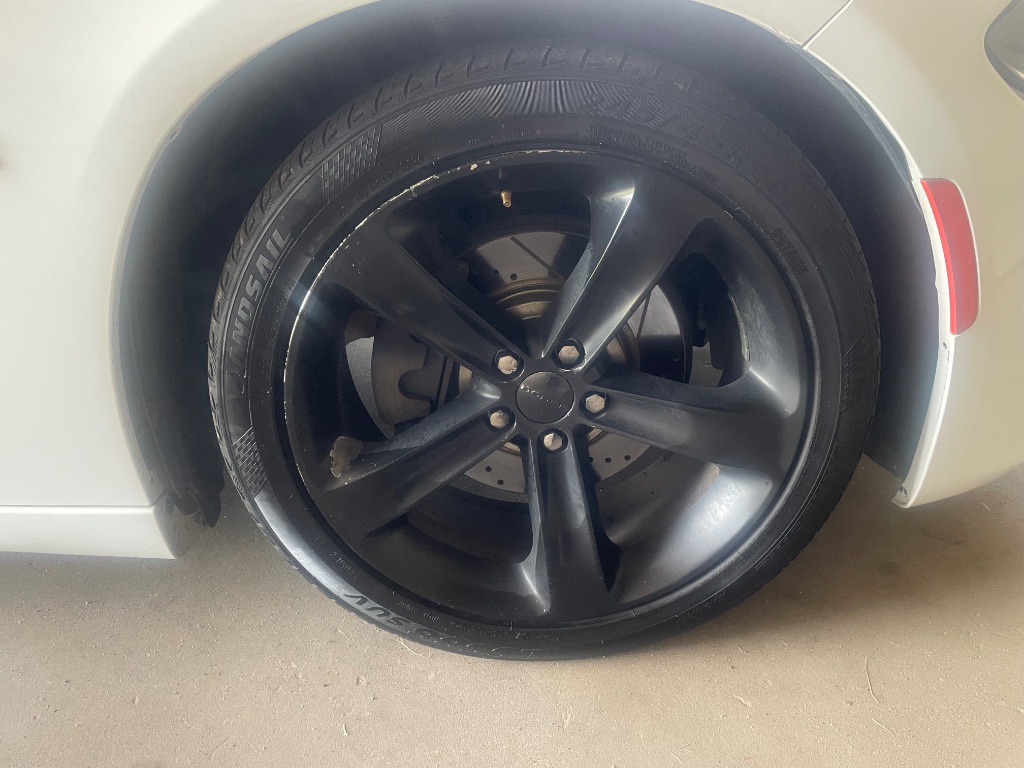 2016 Dodge Charger - $10,995