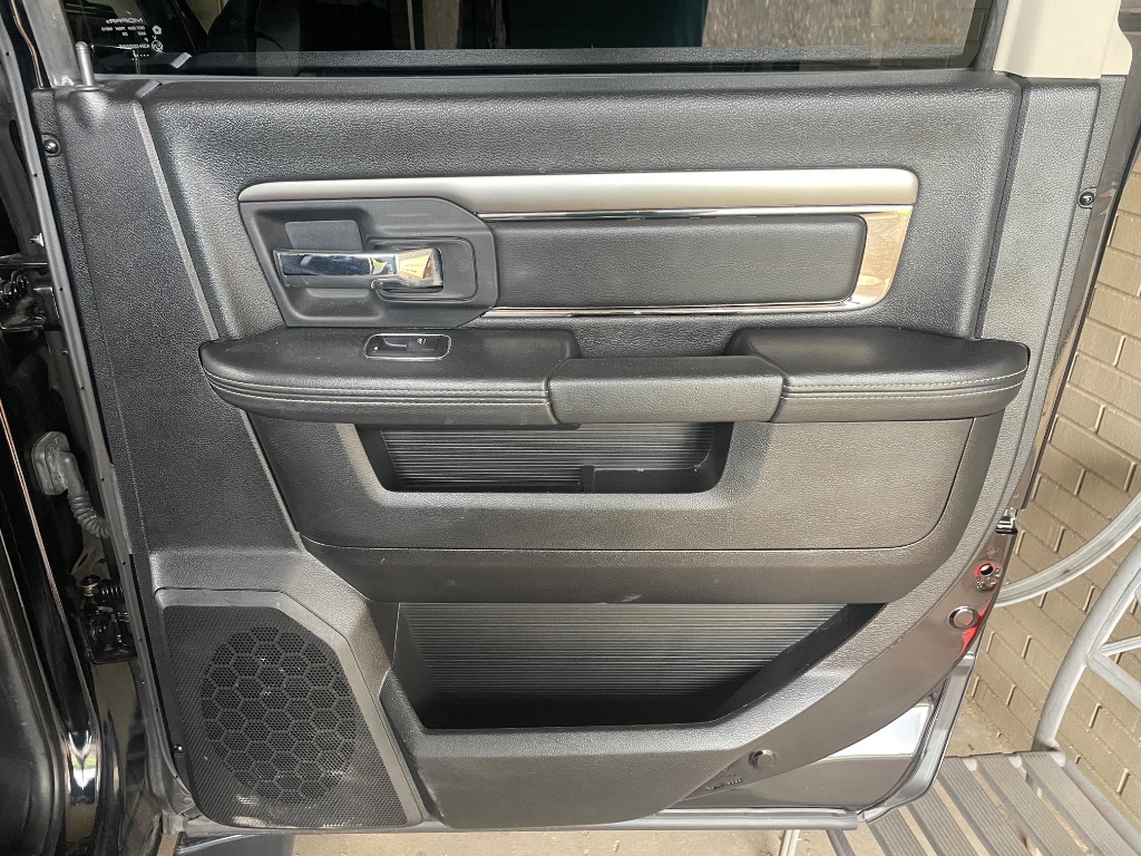 2014 Ram 1500 - $14,995