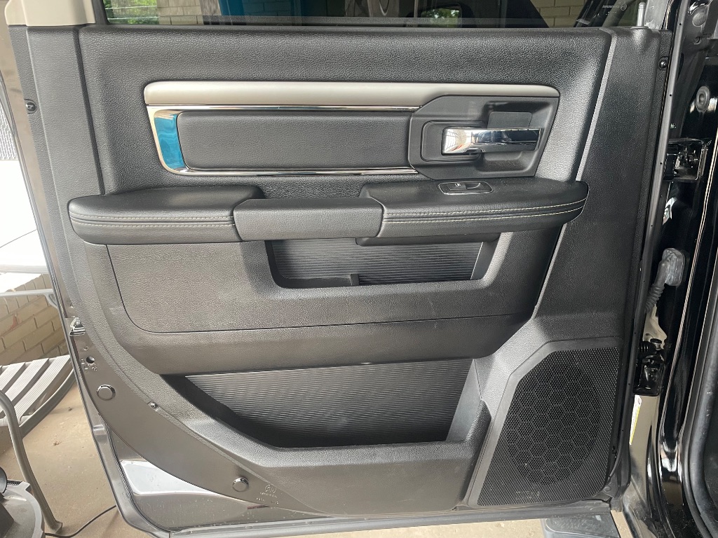 2014 Ram 1500 - $14,995