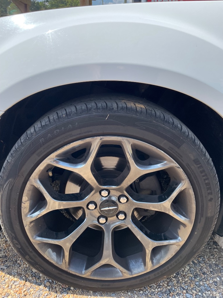 2016 Chrysler 300 - $11,995